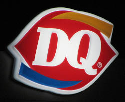dairy queen - delavan logo
